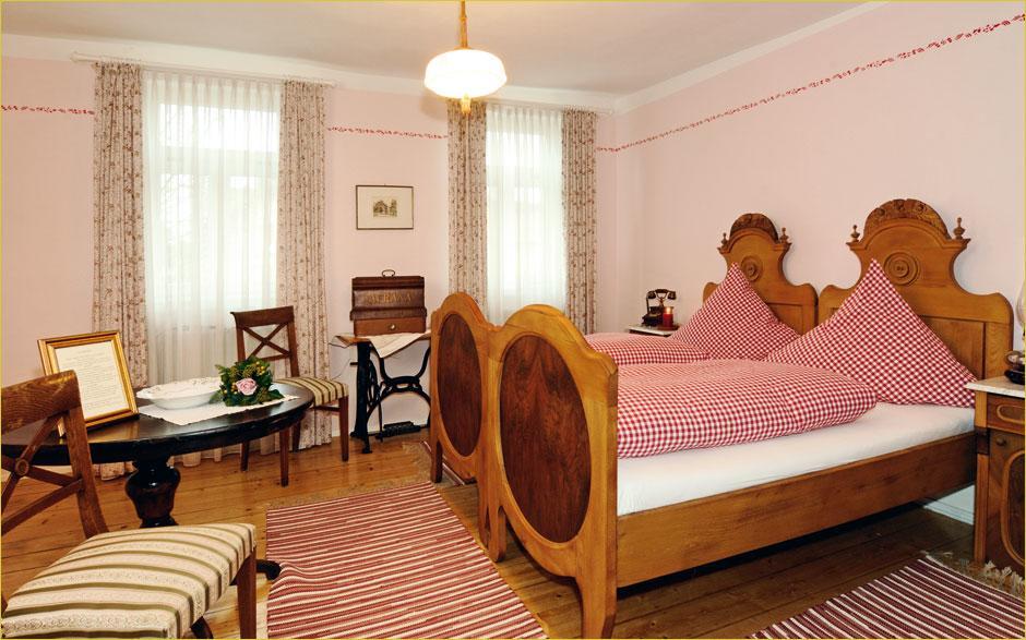 Brauereigasthof Dachsenfranz Zuzenhausen Esterno foto